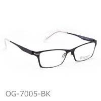 Onimegane®の超軽量スクエアフレーム。OG-7005BK(ブラック）